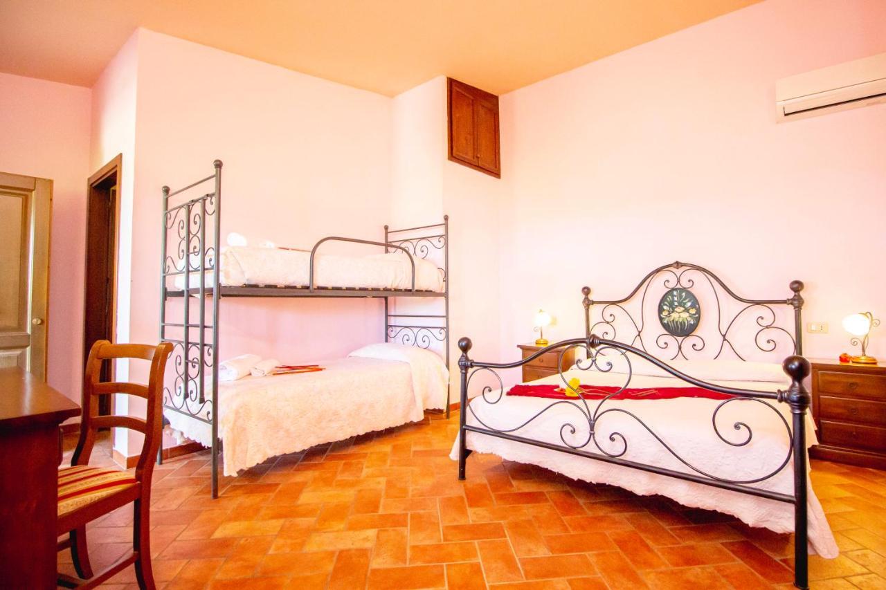 Agriturismo Poggio Pistolese Монтайоне Экстерьер фото