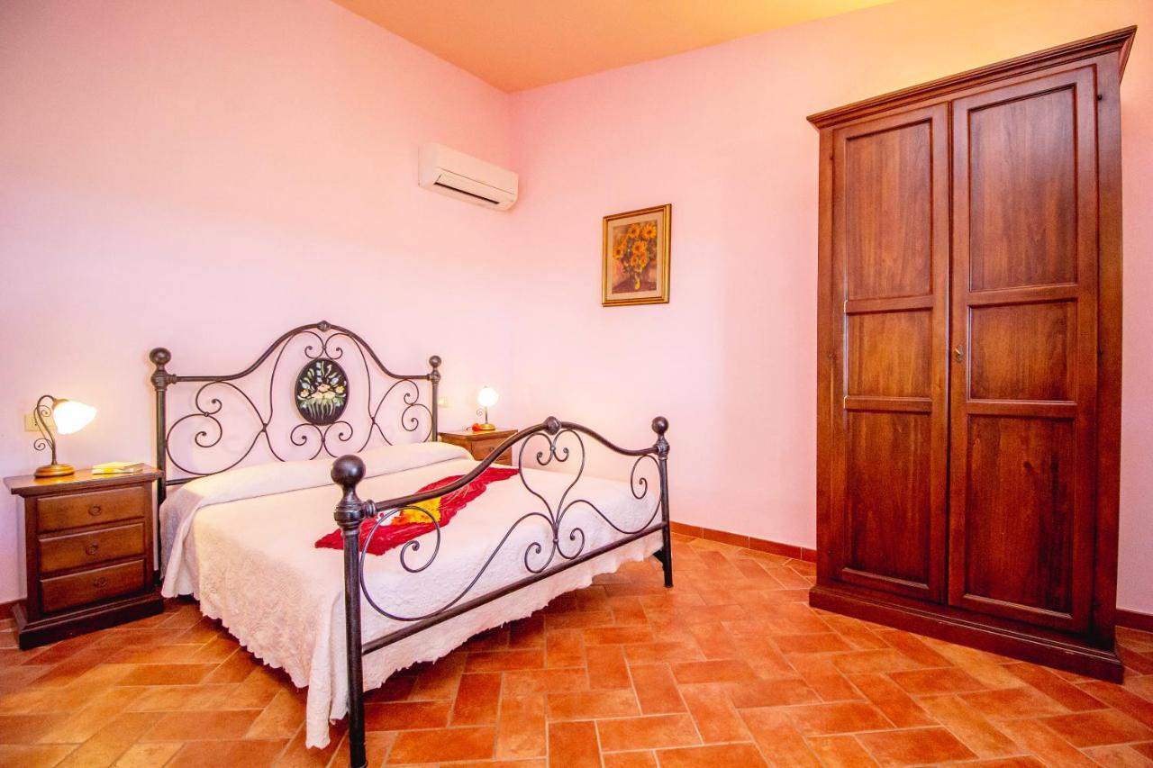 Agriturismo Poggio Pistolese Монтайоне Экстерьер фото