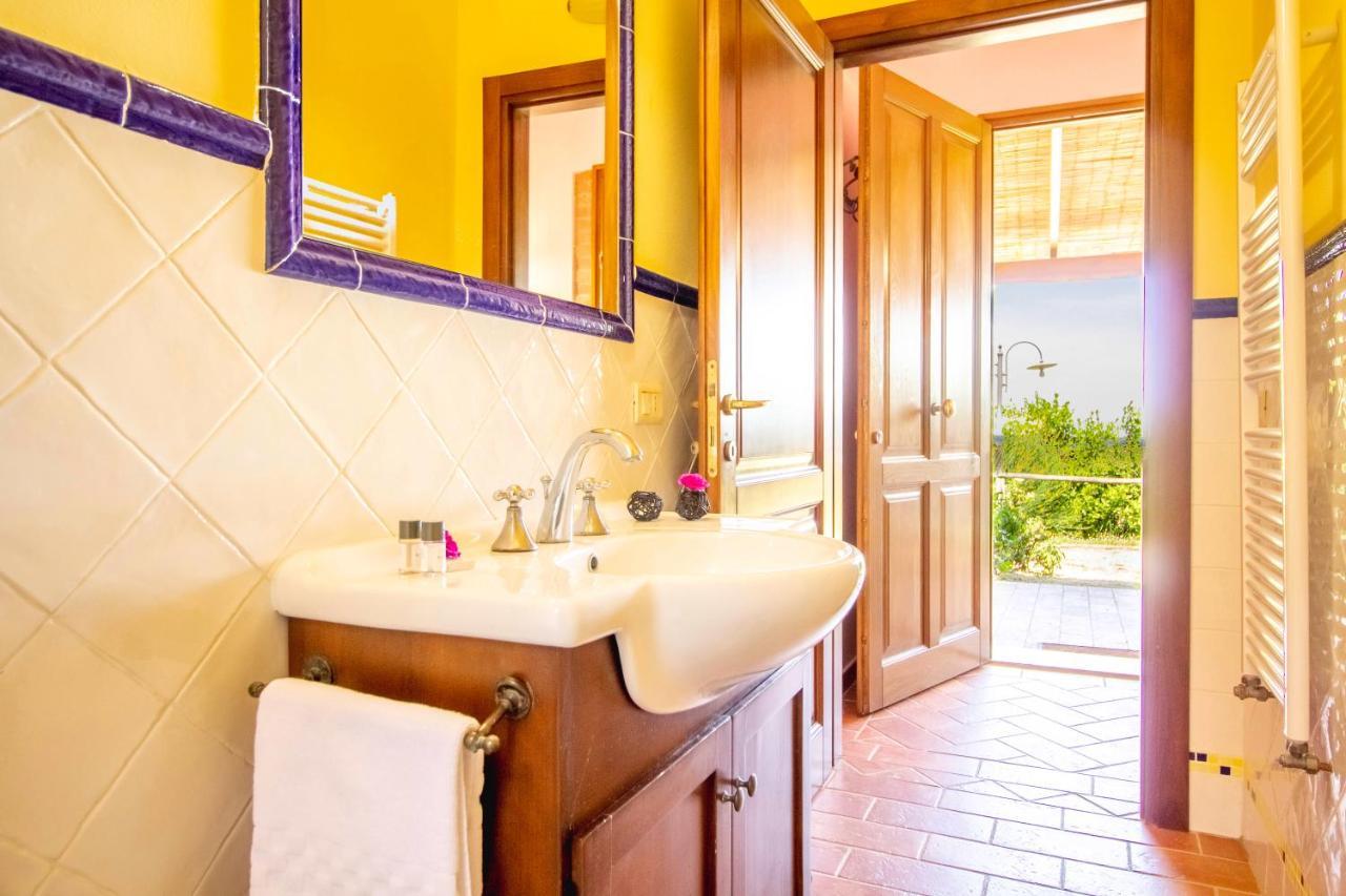 Agriturismo Poggio Pistolese Монтайоне Экстерьер фото
